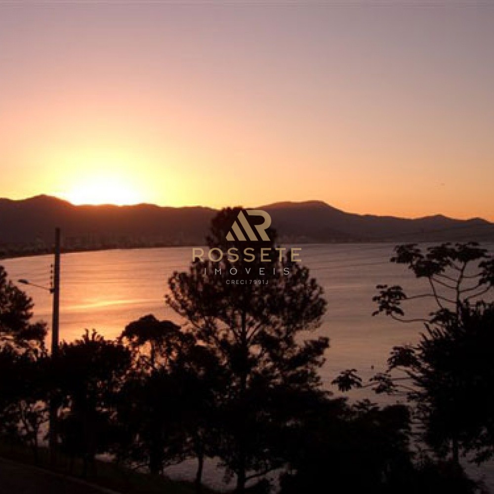 Maravilhosa casa frente Mar 