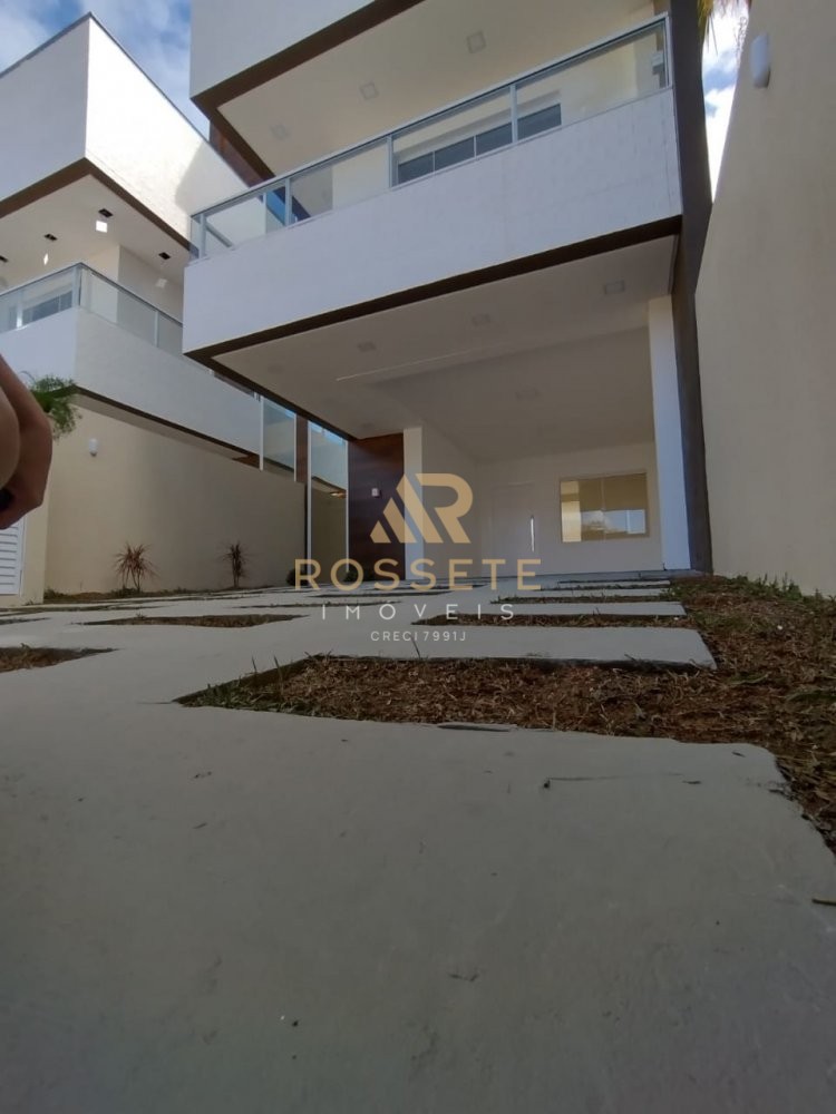 Lindo sobrado triplex com Rooftop