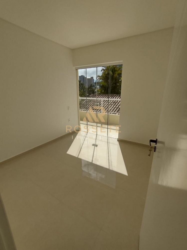 Lindo sobrado triplex com Rooftop