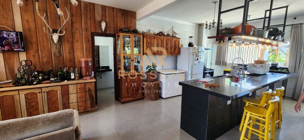 CASA ESPETACULAR EM ITAPEMA