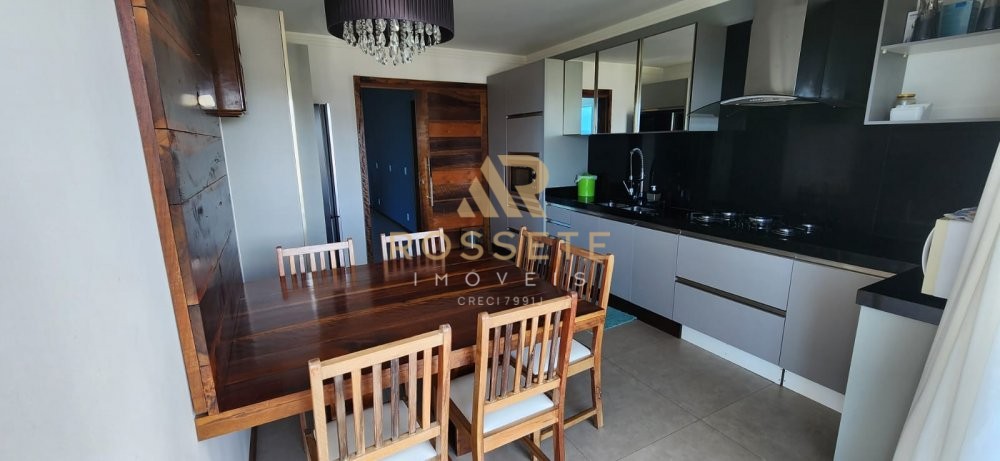 CASA ESPETACULAR EM ITAPEMA