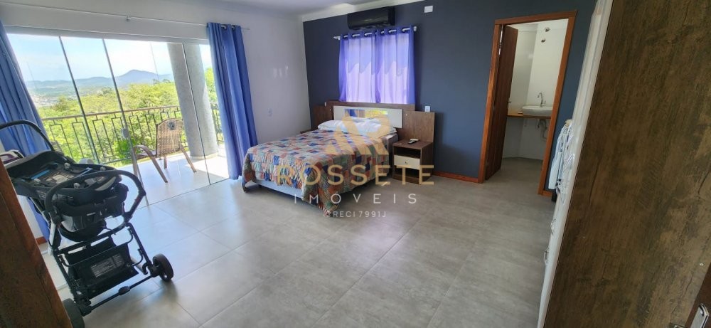 CASA ESPETACULAR EM ITAPEMA