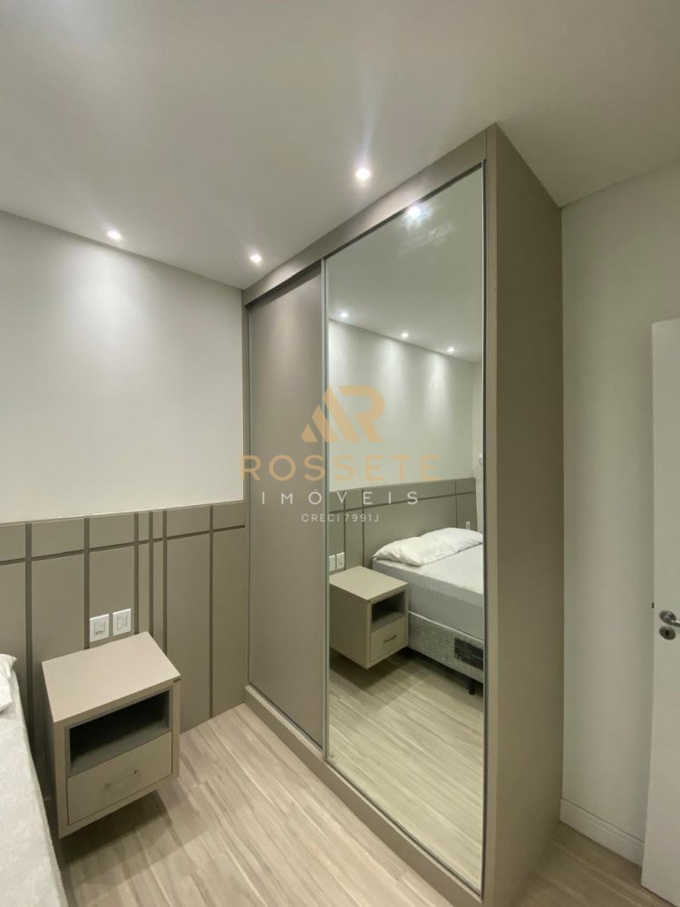 APARTAMENTO COM TIMA LOCALIZAO E MBILIADO 