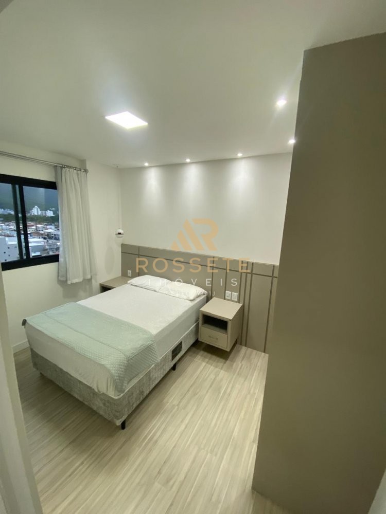 APARTAMENTO COM TIMA LOCALIZAO E MBILIADO 