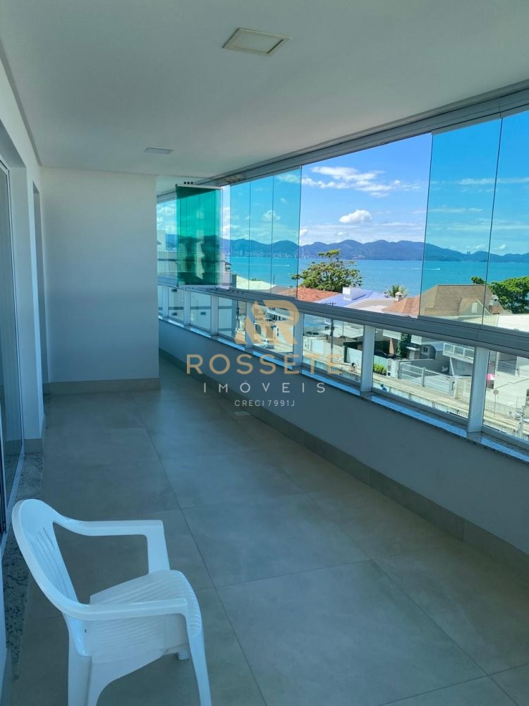 Apartamento mobiliado com vista mar!