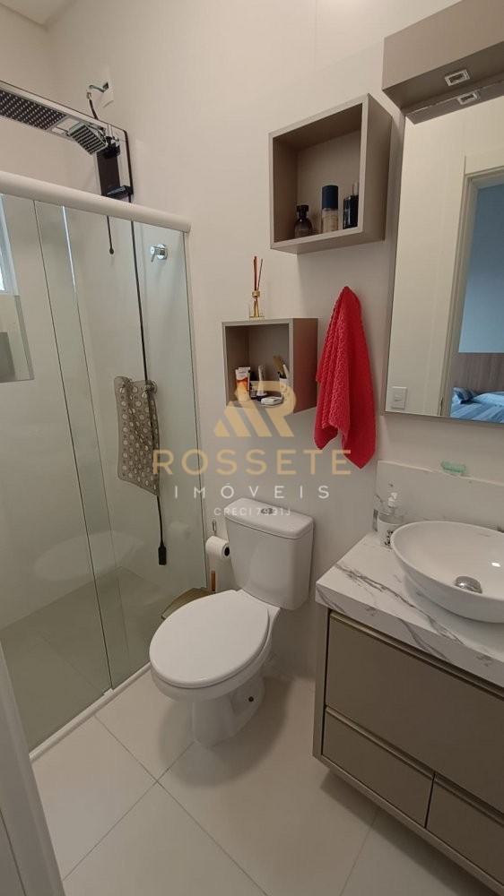 APARTAMENTO MOBILIADO COM TIMA LOCALIZAO 