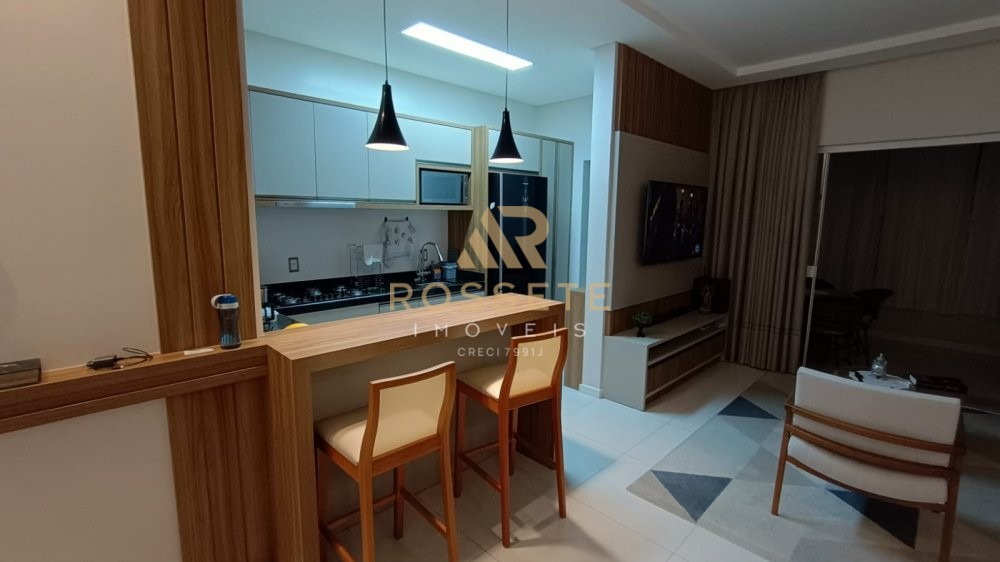 APARTAMENTO MOBILIADO COM TIMA LOCALIZAO 