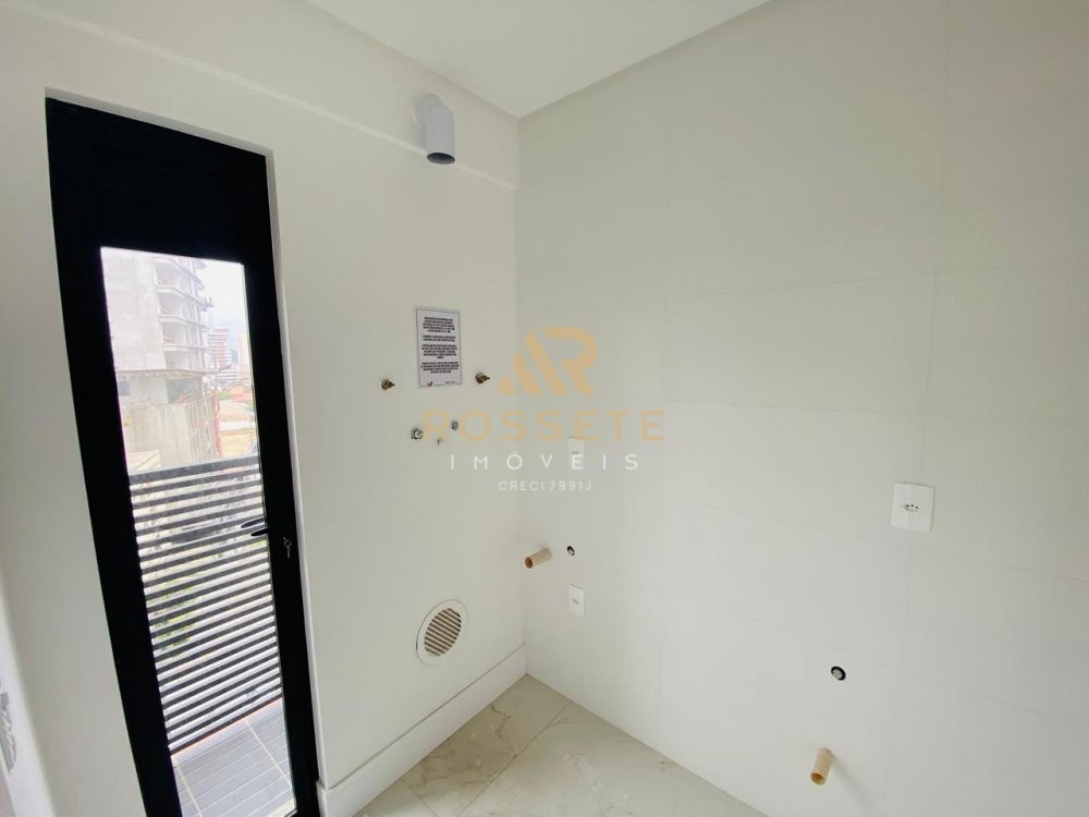 APARTAMENTO NOVO, 03 SU�TES
