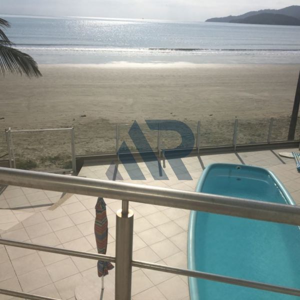 Frente Mar 3 su�tes