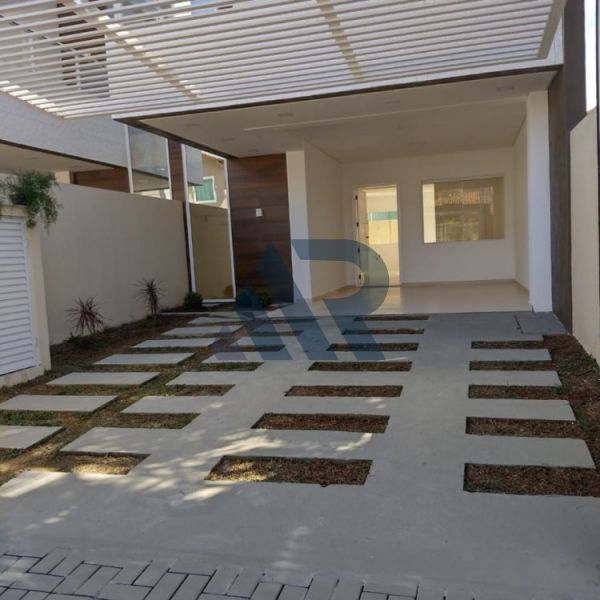 Lindo sobrado triplex com Rooftop