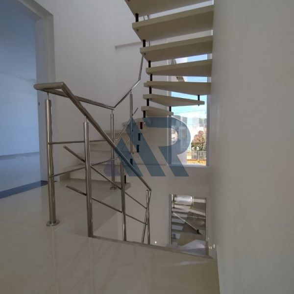 Lindo sobrado triplex com Rooftop