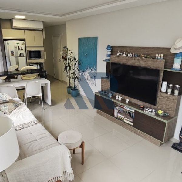 APARTAMENTO PERTO DO MAR E MOBILIADO 