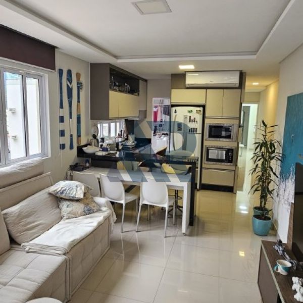 APARTAMENTO PERTO DO MAR E MOBILIADO 