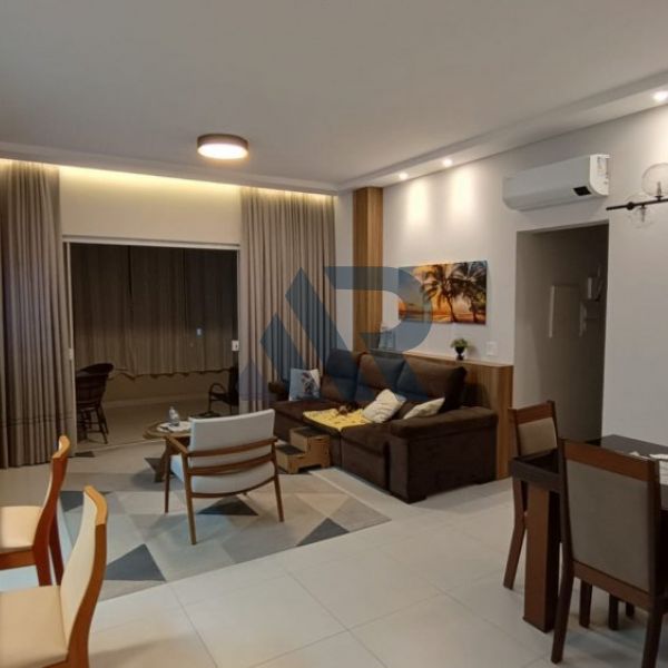 APARTAMENTO MOBILIADO COM �TIMA LOCALIZA��O 