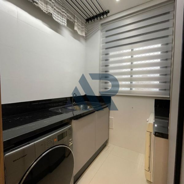 3 Suites mobiliado