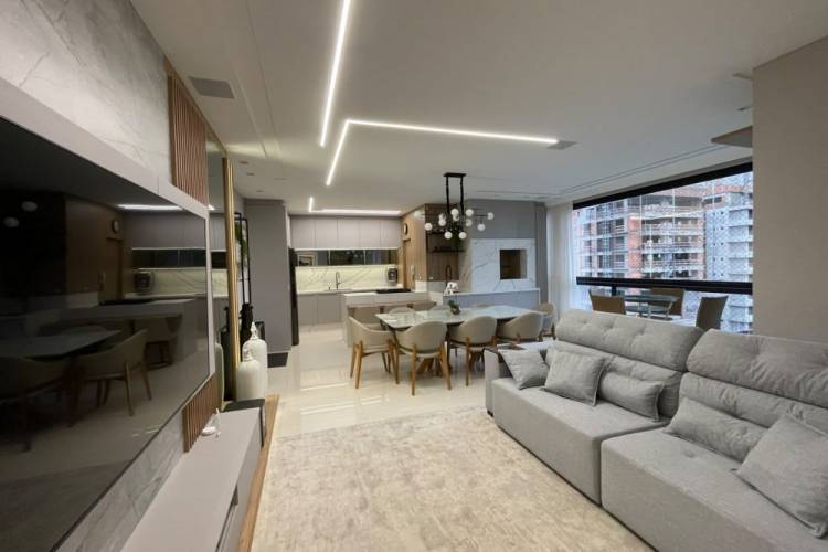 3 Suites mobiliado